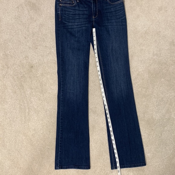 White House Black Market boot leg blue jeans - Picture 3 of 10